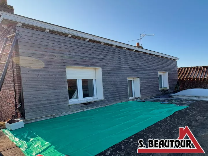 Ponçage et mise en peinture des chéneaux